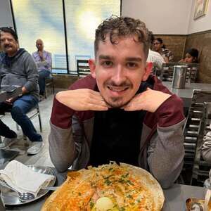 Meet your Posher, Elliott